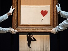 Аукционные дома Christie's и Sotheby's проведут торги принтами Бэнкси