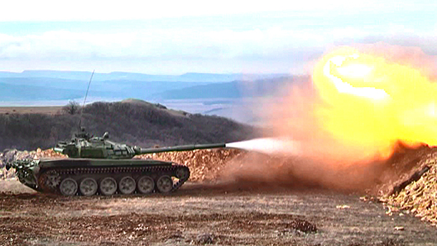 «Сирийский вал» показали танкисты ЧФ в Крыму