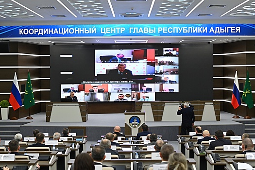 Глава Адыгеи провел планерное совещание Кабинета министров РА