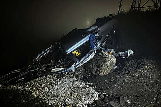 В Макеевке водитель врезался в столб и не выжил