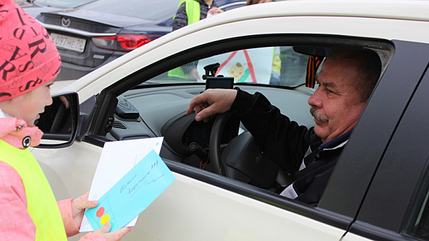 В Томской области сотрудниками полиции организована профилактическая акция «Письмо водителю»