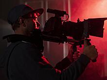 «Начнем съемки в Москве»: раскрыта судьба сериала «Трудно быть богом» после эвакуации актеров из Ирана