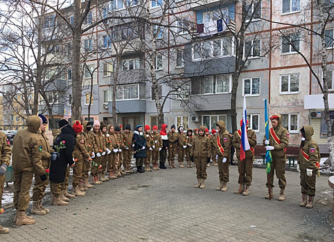Приморские юнармейцы почтили память погибших в Чечне 