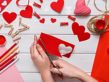 Опрос показал самые популярные подарки ко Дню святого Валентина