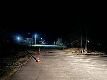 В Екатеринбурге на ВИЗе Hyundai сбил двух девочек, которые перебегали дорогу