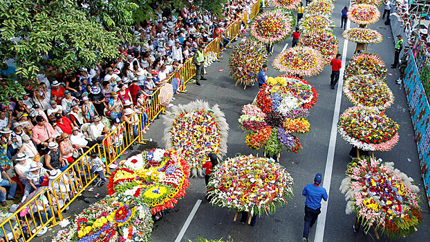 Город вечной весны: в колумбийском Медельине прошёл один из крупнейших в мире фестиваль цветов