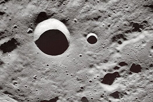 Ученые выяснили, что скрывается под поверхностью Луны