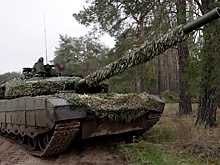 В режиме «нон-стоп»: экипажи Т-80 рассказали о работе под Красным Лиманом