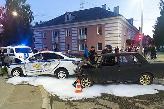 Погоня ДПС за нарушителем привела к аварии с четырьмя пострадавшими в Свердловской области