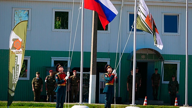 Шестнадцать команд со всего мира: в Красном Селе прошло открытие «Военно-медицинской эстафеты»