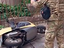На Украине задержали подозреваемого в попытке подрыва военного с помощью скутера