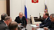 Путин обсудил с Совбезом коронавирус и Идлиб