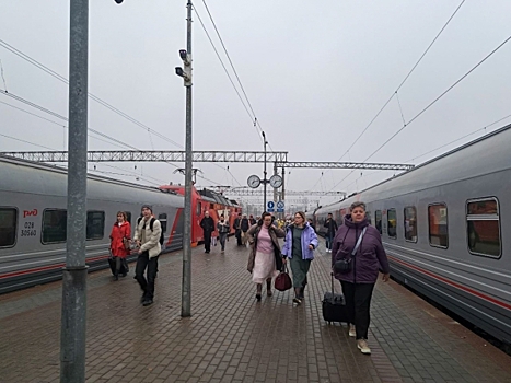 Единый тариф на проезд в электричках введут в Петербурге: названы примерные цены