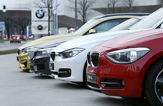 Немецкие автогиганты запретили Китаю ввозить их машины в Россию