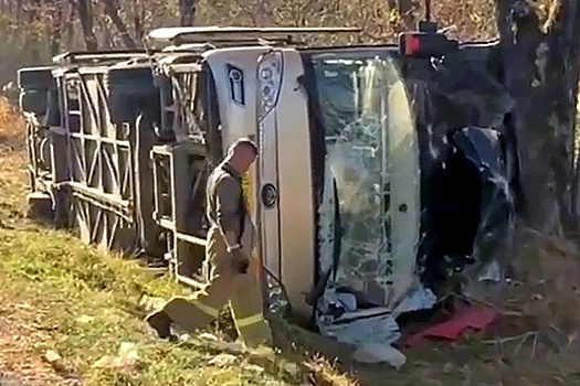 В Приморском крае задержали водителя попавшего в аварию туристического автобуса