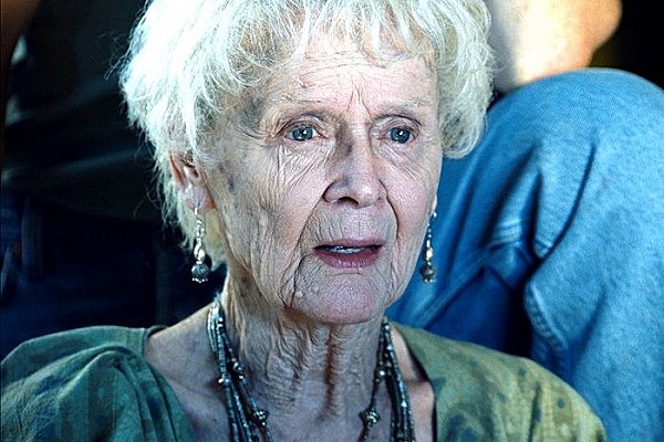 Как выглядела пожилая актриса из "Титаника" в молодости