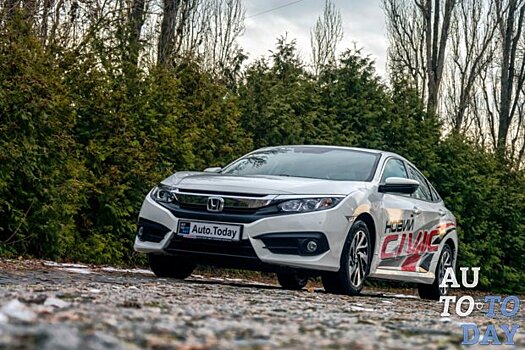 Тест-драйв Honda Civic: В новый класс со своими традициями