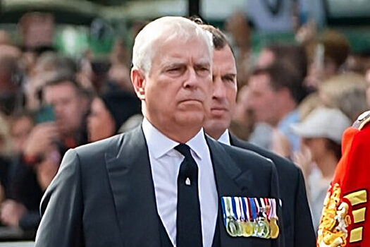 Британского экс-принца Эндрю задержали из-за связей с Эпштейном