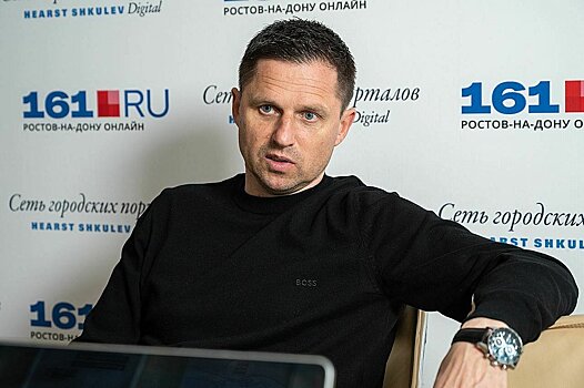 «Фото на паспорт». Медведева поделилась милым снимком с собакой