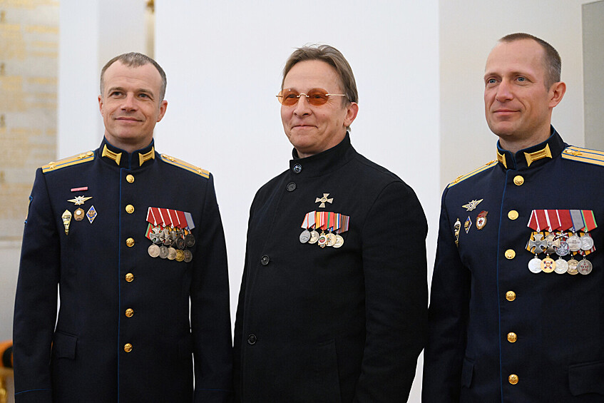Актер и режиссер Иван Охлобыстин (в центре) на церемонии инаугурации президента РФ Владимира Путина в Кремле, 7 мая 2024 года