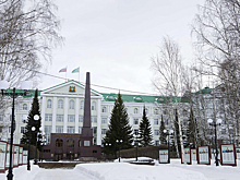 В Ханты-Мансийске торжественно открыли стелу «Город трудовой доблести»