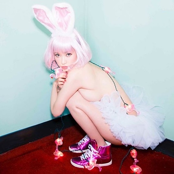 Очаровательный зайчик.