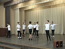 Летняя школа для одарённых детей «Балтийская палитра» проводит специальные уроки по танцам