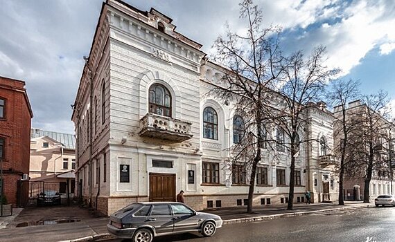 День в истории: Казанское музучилище, перенос Нового года в России и лампа накаливания