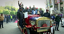 В индийском ралли участвовали 120 винтажных и классических авто
