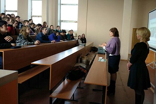 Студенты ЯрГУ обсудили эскизы благоустройства общественных территорий по проекту «Решаем вместе!»