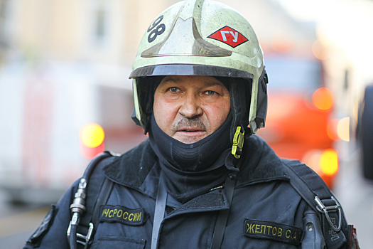 Генерал МЧС попал в больницу с инфарктом после пожара в БЦ