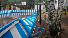 На двухлетнюю девочку в поселке Орехово рухнул забор
