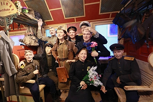 В Екатеринбург прибыл уникальный музей на колесах: в нем можно совершить путешествие в прошлое