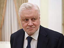 Миронов призвал сократить депутатам не только отпуска, но и зарплаты