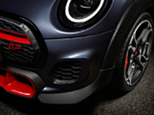 MINI John Cooper Works GP лимитированной серии появился на рынке РФ