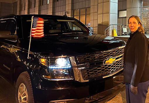 От нового посла США ждут возобновления выдачи виз в России