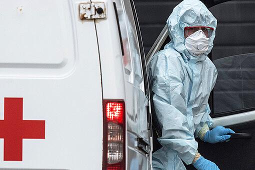 В России за 24 часа от коронавируса умерли 40 пациентов