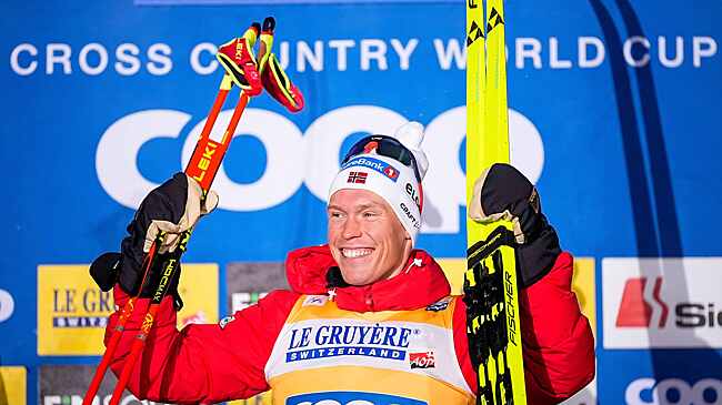 Норвежский лыжник выиграл гонку на 10 км на этапе Кубка мира в Финляндии