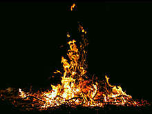 В Индии четверо мужчин изнасиловали и сожгли женщину