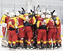 Хоккейная команда «Плехановки» победила в турнире