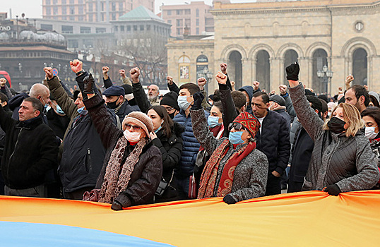 Акции протеста в Ереване: оппозиция поставила ультиматум правящей партии
