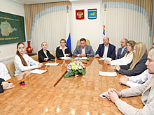 Мост дружбы от Биробиджана до Донецка: спикер Заксобрания ЕАО Роман Бойко поздравил россиян с годовщиной воссоединения новых территорий с Россией