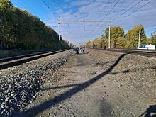 Мужчина погиб под колёсами грузового поезда в Новосибирске