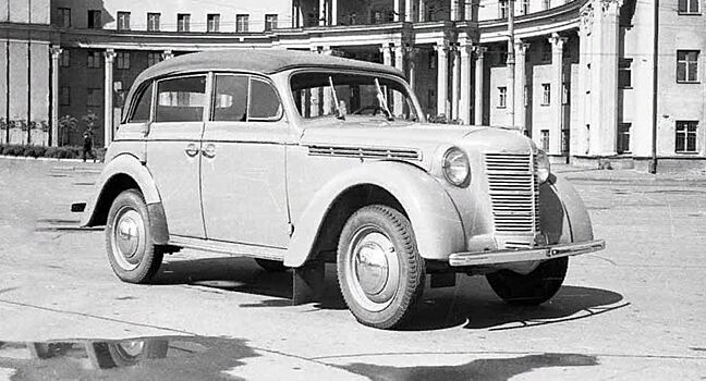 74 года назад в Москве собрали первый автомобиль «Москвич-400»