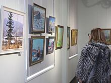 Самая весенняя выставка открылась в залах Приморского отделения Союза художников России