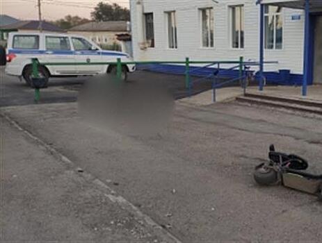 В Большой Глушице погиб подросток, ехавший на скутере