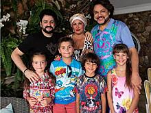 Цвет настроения: Киркоров и Нетребко засветились на «Новой волне» в синих нарядах