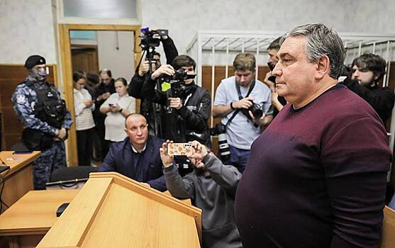 Бывший российский министр-взяточник отделался условным сроком