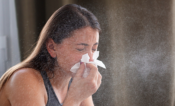 Врач: для избавления от аллергии на пыль важно устранить нарушения иммунитета