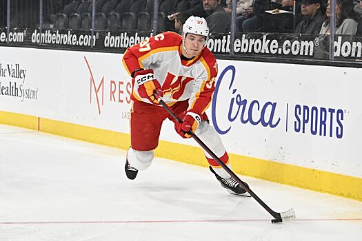 21-летний защитник «Калгари» Кузнецов – 57-й россиянин, сыгравший в этом сезоне НХЛ